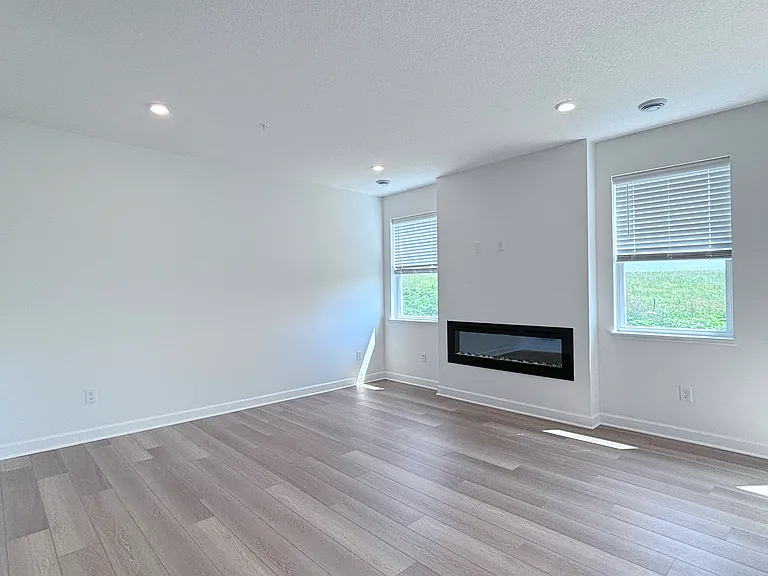 10692 Wiles Way — Photo 9