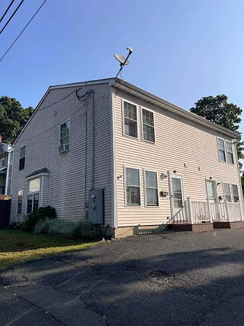 16 Munchausen Ave — Photo 12