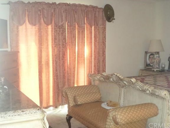 5th image of 24689 Heath Ct