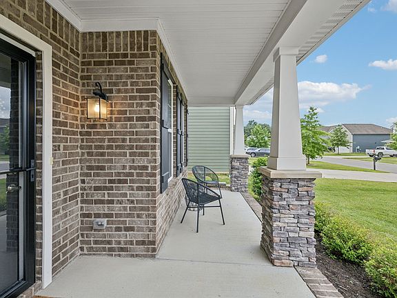 4th image of 1151 Cotillion Dr