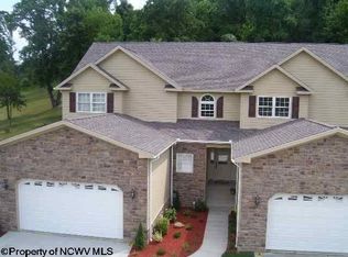 109 Legacy Dr, Morgantown, WV 26508