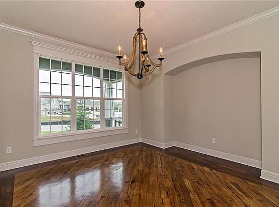 4th image of 24221 W 69th St