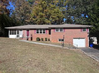 1320 Woodmore Dr NW, Cleveland, TN 37311
