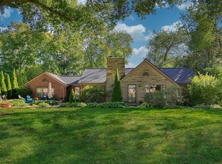 2427 Chatham Rd, Akron, OH 44313