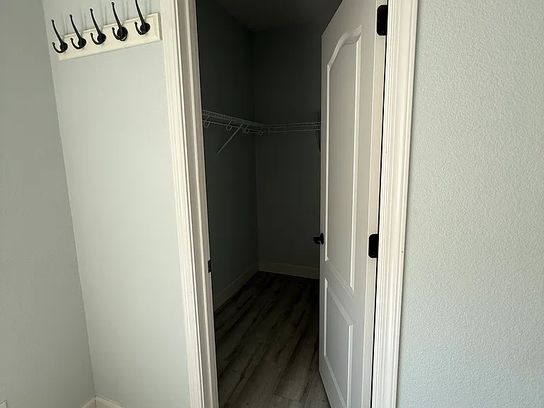 3929 Clay Bank Rd — Photo 7
