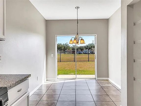 4th image of 6008 Skylarkcrest Dr