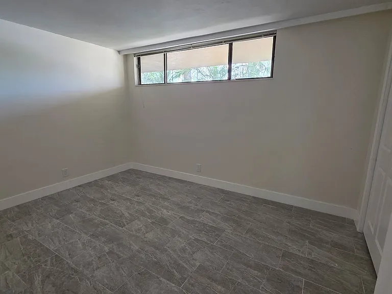 2618 Cove Cay Dr #103 — Photo 16
