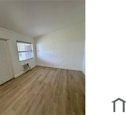 320 NE 13th Ave #7 — Photo 10