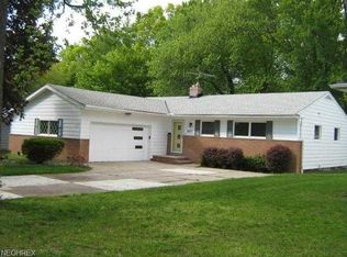 3677 Langton Rd, Cleveland Heights, OH 44121