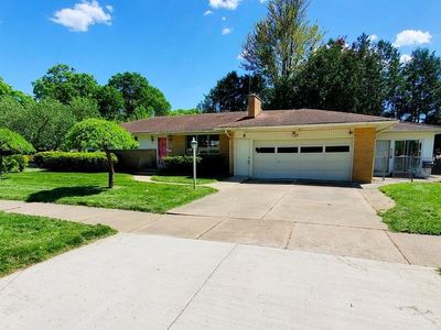 1524 Sweet St NE, Grand Rapids, MI, 49505