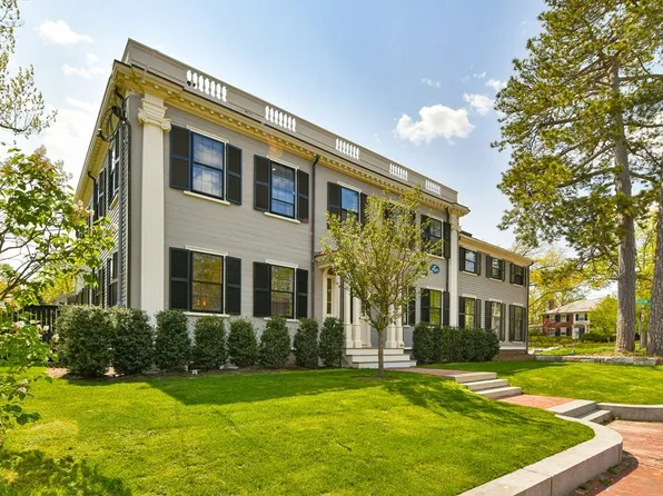 88 Garden St, Cambridge, MA 02138