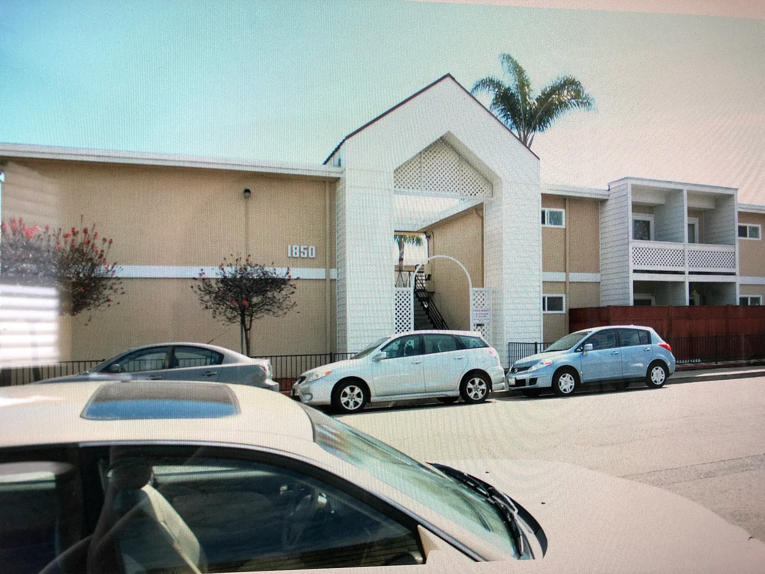 1850 Thau Way — Photo 2