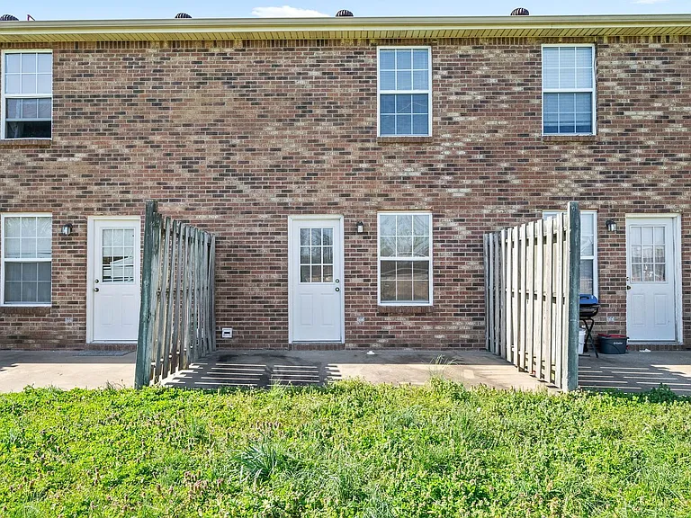 Needmore Road-630-694 — Photo 22