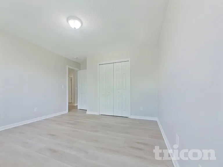 404 Castle Ridge Dr — Photo 12