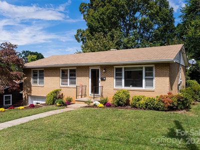 64 Marlowe Dr, Asheville, NC, 28801