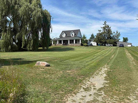 2nd image of 3600 Schmidt Rd
