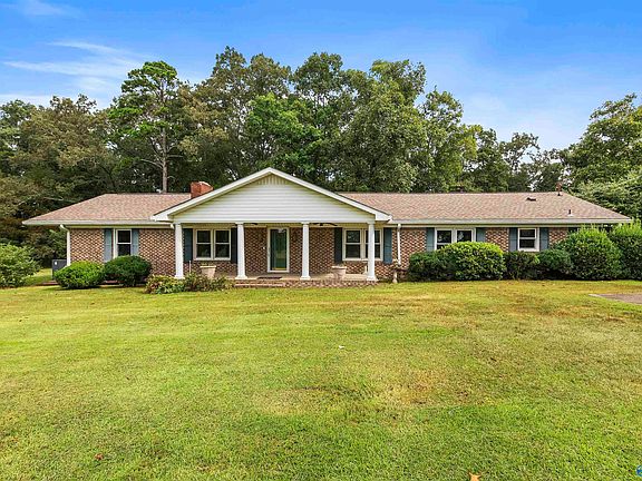 2nd image of 247 Willow Tree Ln