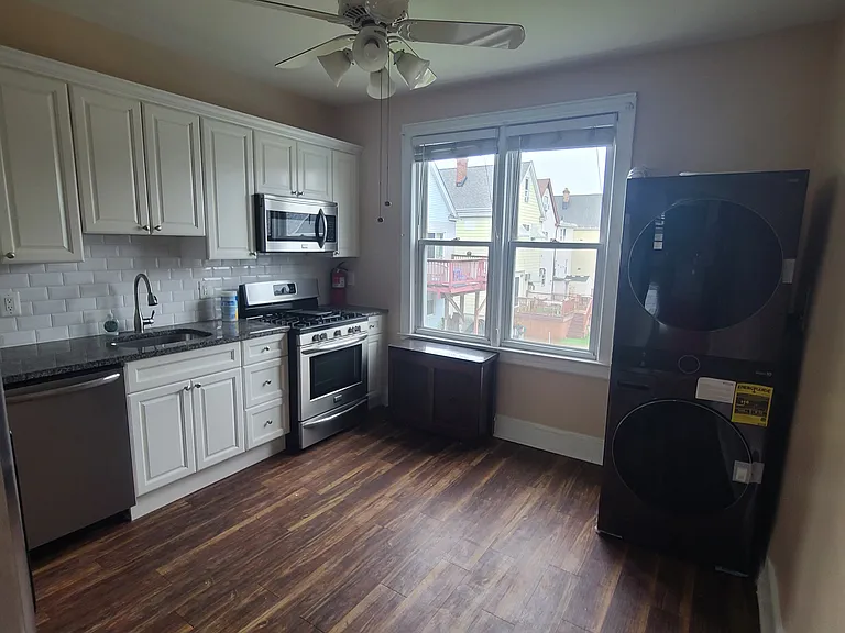 364 Avenue A #2 — Photo 13
