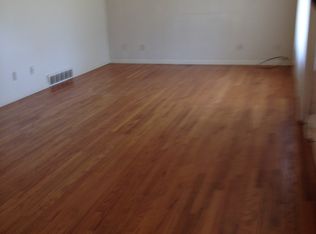 37700 Bainbridge Rd, Solon, OH 44139