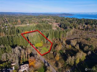 1099 Woods Rd E, Port Orchard, WA 98366