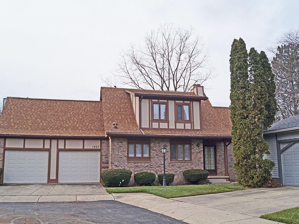 1st image of 1427 Coventry Close St