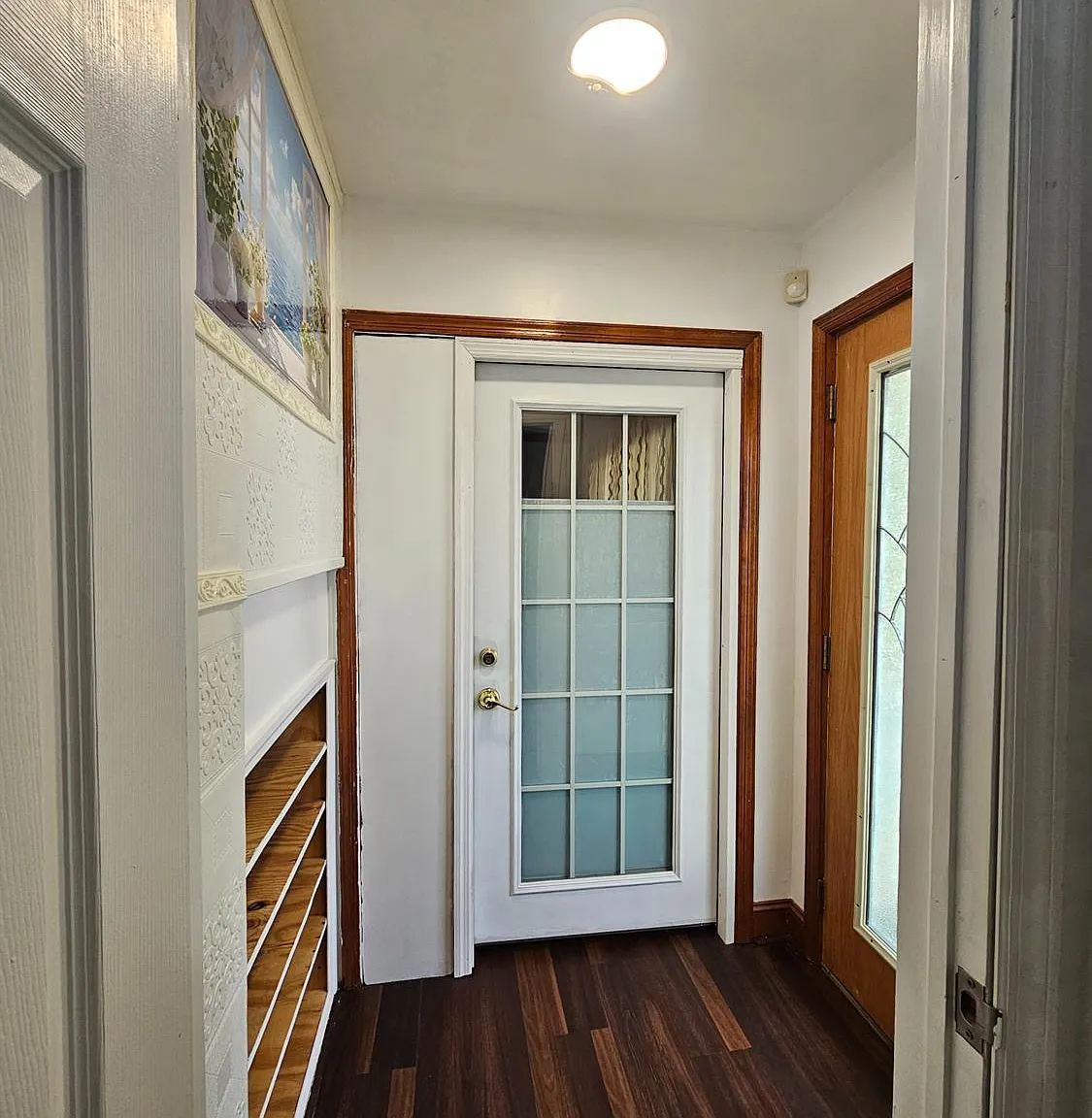 3 bed, 3.0 bath, 2412 sqft, $3,950 — Photo 4