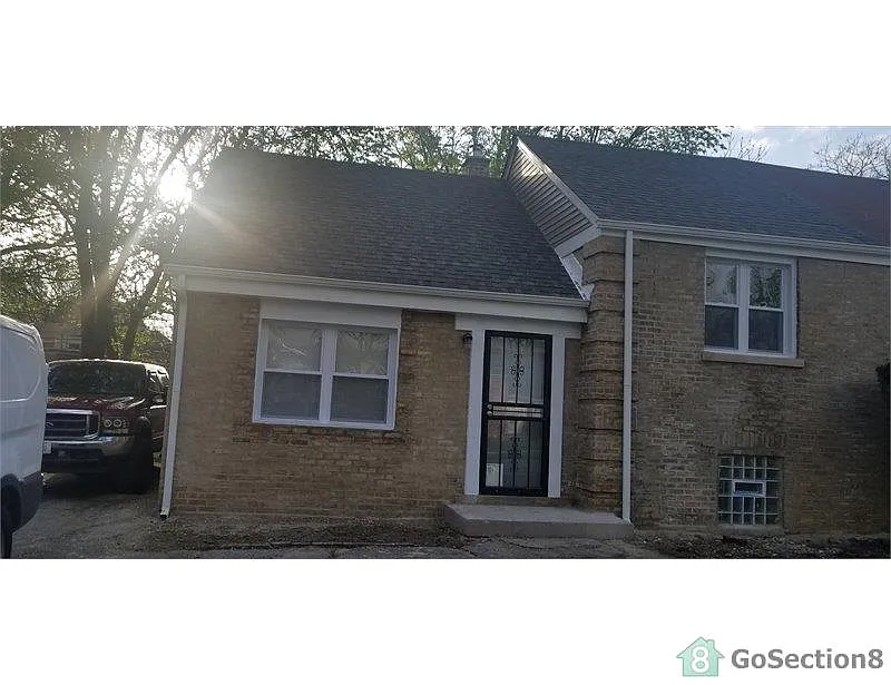 9627 S Brennan Ave photo 1