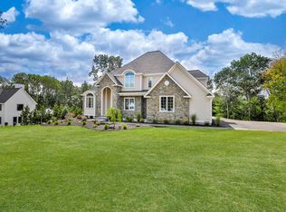 11 Hobart Ln, Hollis, NH 03049