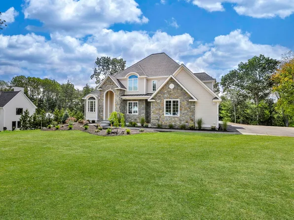 11 Hobart Lane, Hollis, NH 03049