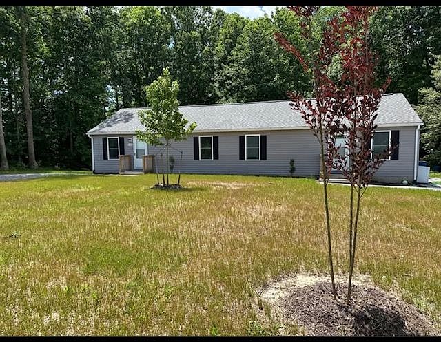 1st image of 640 Lara Rd