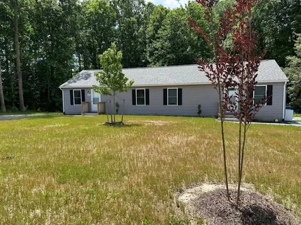 640 Lara Rd, Lancaster, VA 22503