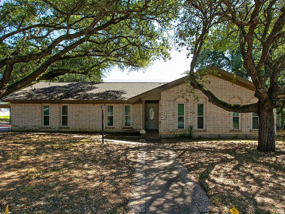 1407 Skrivanek Ct