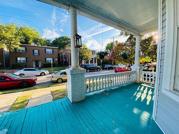 5th image of 818 Harrington Ave #1