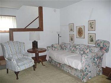 4th image of 524 Otterbein Ave