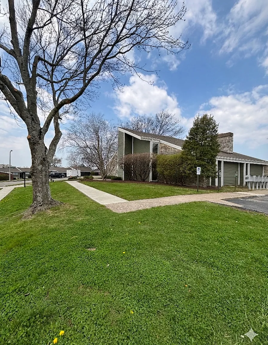 Lexington Villas — Photo 2