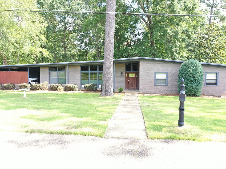 1st image of 17 Glenwood Dr