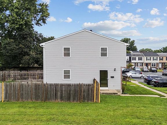 2nd image of 400 Liberty Ct
