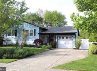25 Knightswood Dr, Marlton, NJ 08053
