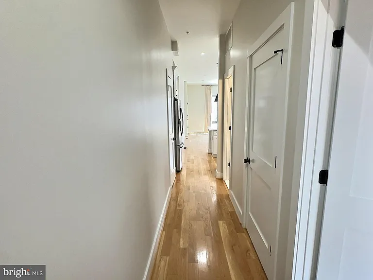 1420 Staples St NE #1 — Photo 11