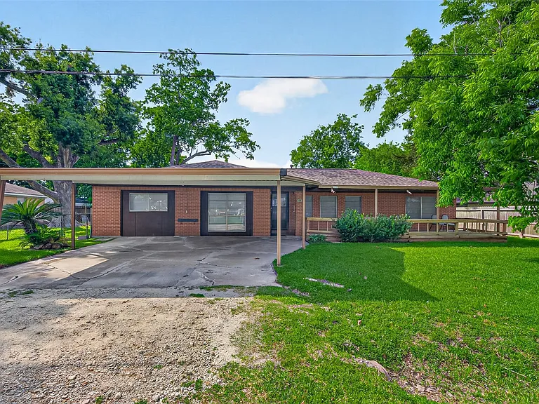 4019 Beatrice Ave — Photo 2