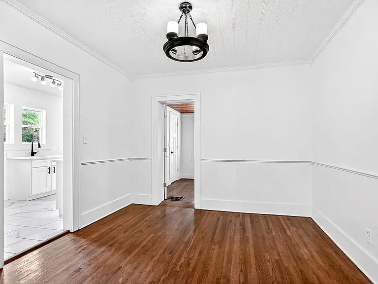 620 S Weller Ave — Photo 11