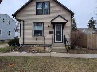 121 N Clay St, Green Bay, WI 54301