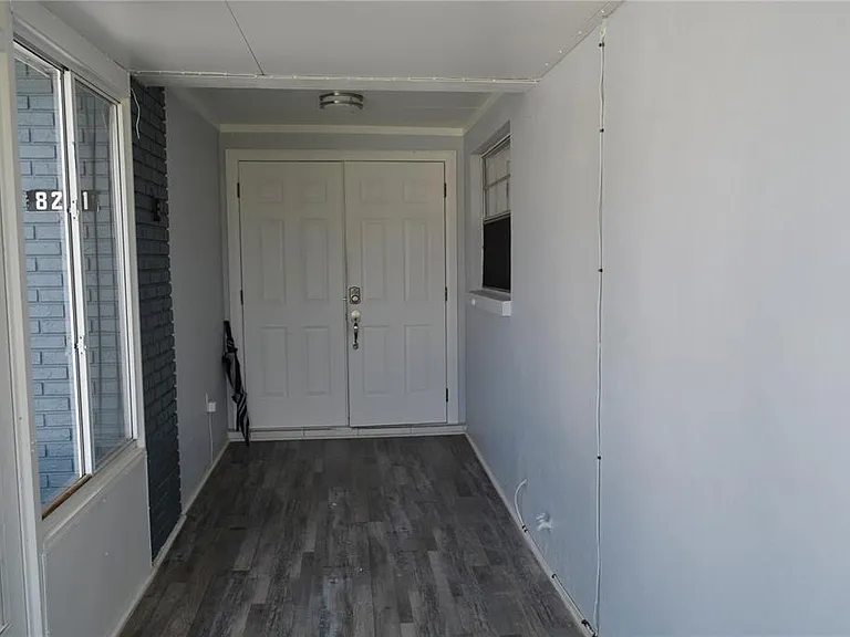 8201 Donaldson Dr — Photo 3