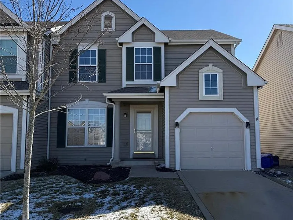 43 Edenshire Ct #76B