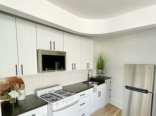 47 W Wyoming Ave APT 5, Melrose, MA 02176