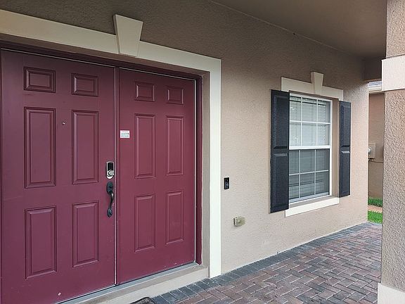 4th image of 8824 Cameron Crest Dr