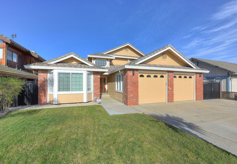 1st image of 5643 Drakes Dr