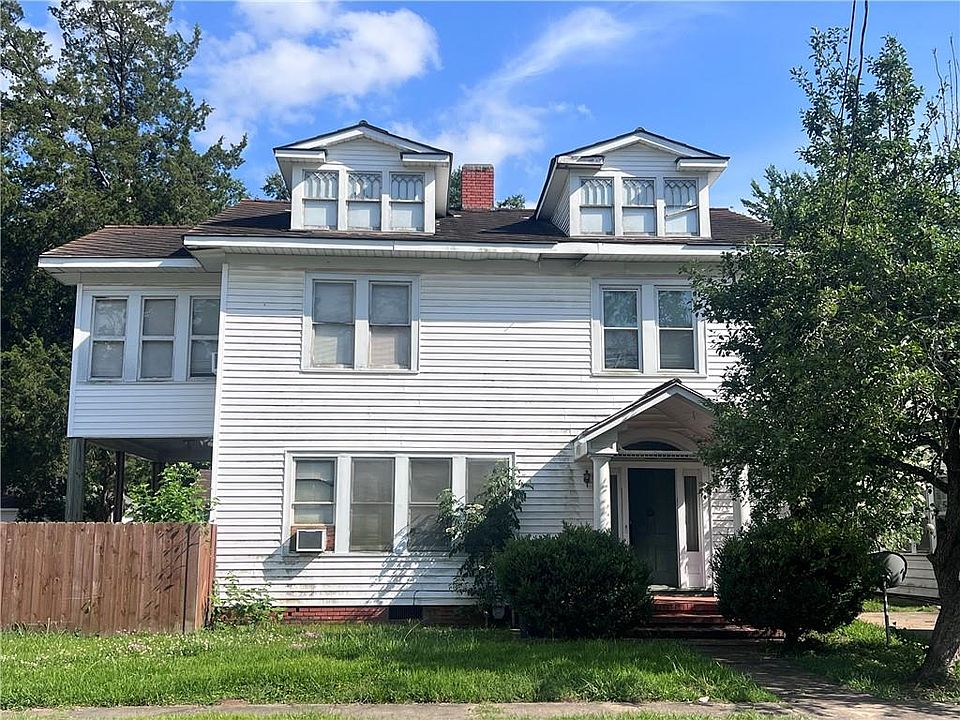 1st image of 2031 Thornton Ct
