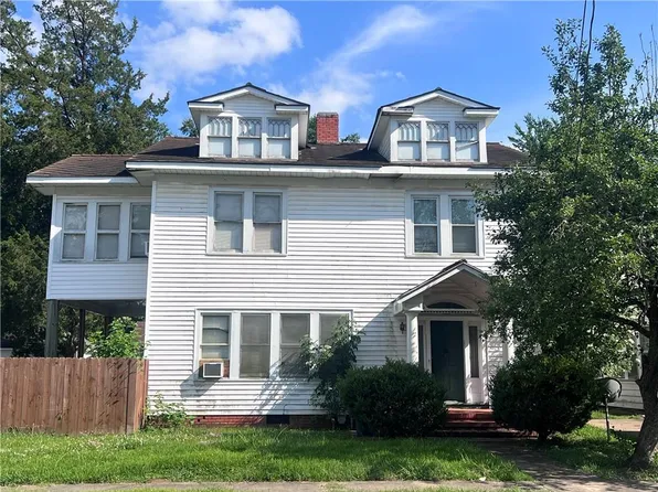 2031 Thornton Ct, Alexandria, LA 71301