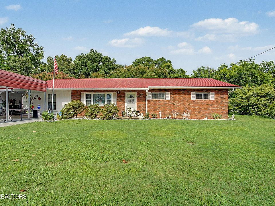 1st image of 324 Fenway Dr
